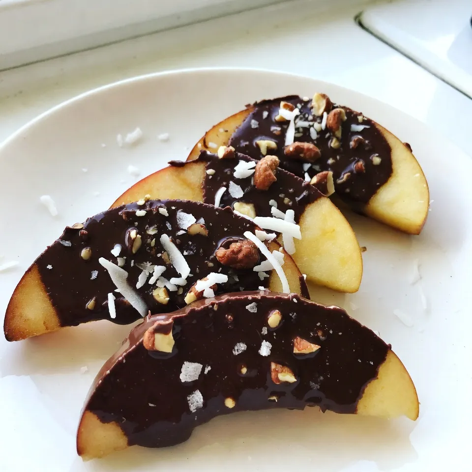 Chocolate Covered Apple Slices Delightful Snack Recipe